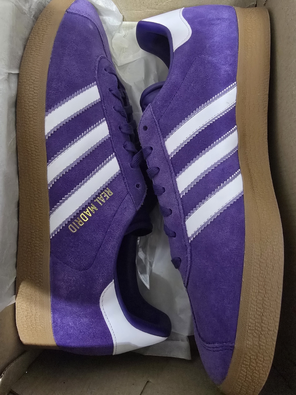 MEN Adidas Real Madrid Purple Suede Men's Sneakers Size 10 - Picture 3 of 13
